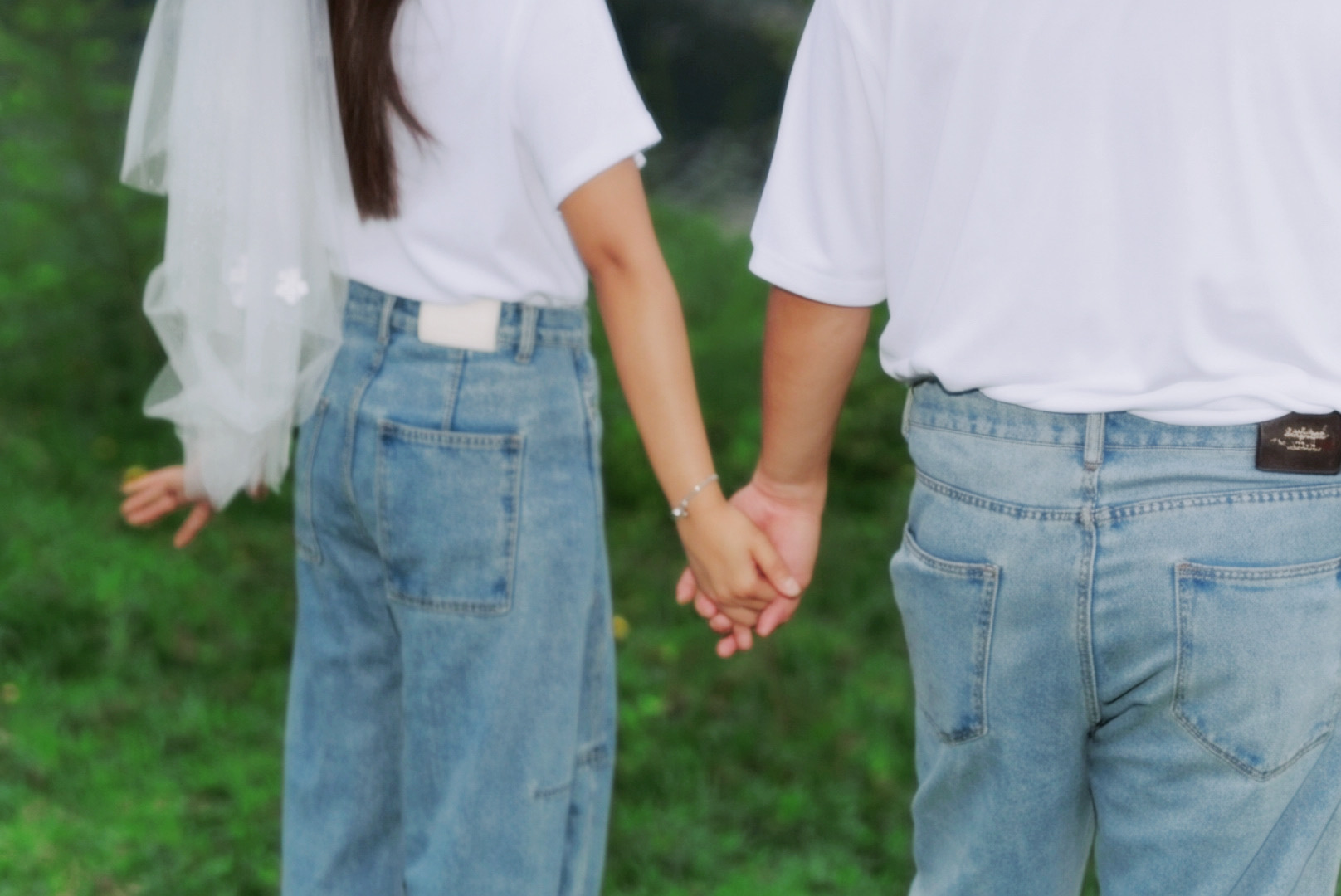 'Kham-pom และ Puen จับมือกัน
